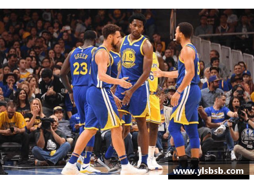 永利皇宫不演了？湖人狂胜30分，詹眉拉爆发，库里砍25分，NBA裁判上热搜 - 副本