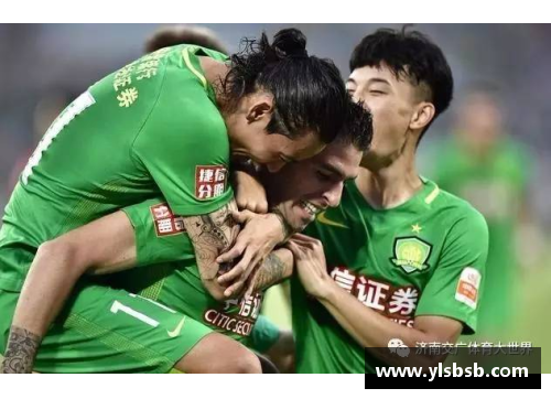 永利皇宫广州恒大淘宝无缘中超冠军，球迷齐声呼吁施密特下课 - 副本