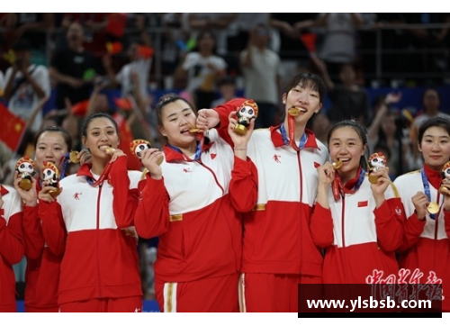 永利皇宫韩旭与刘禹彤双塔坐镇，中国女篮在大运会上夺得金牌的辉煌之路 - 副本